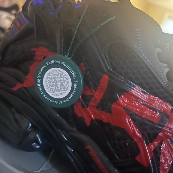 Balenciaga RUNNER MONOCL/GRAFFITI/W - Picture 2 of 4